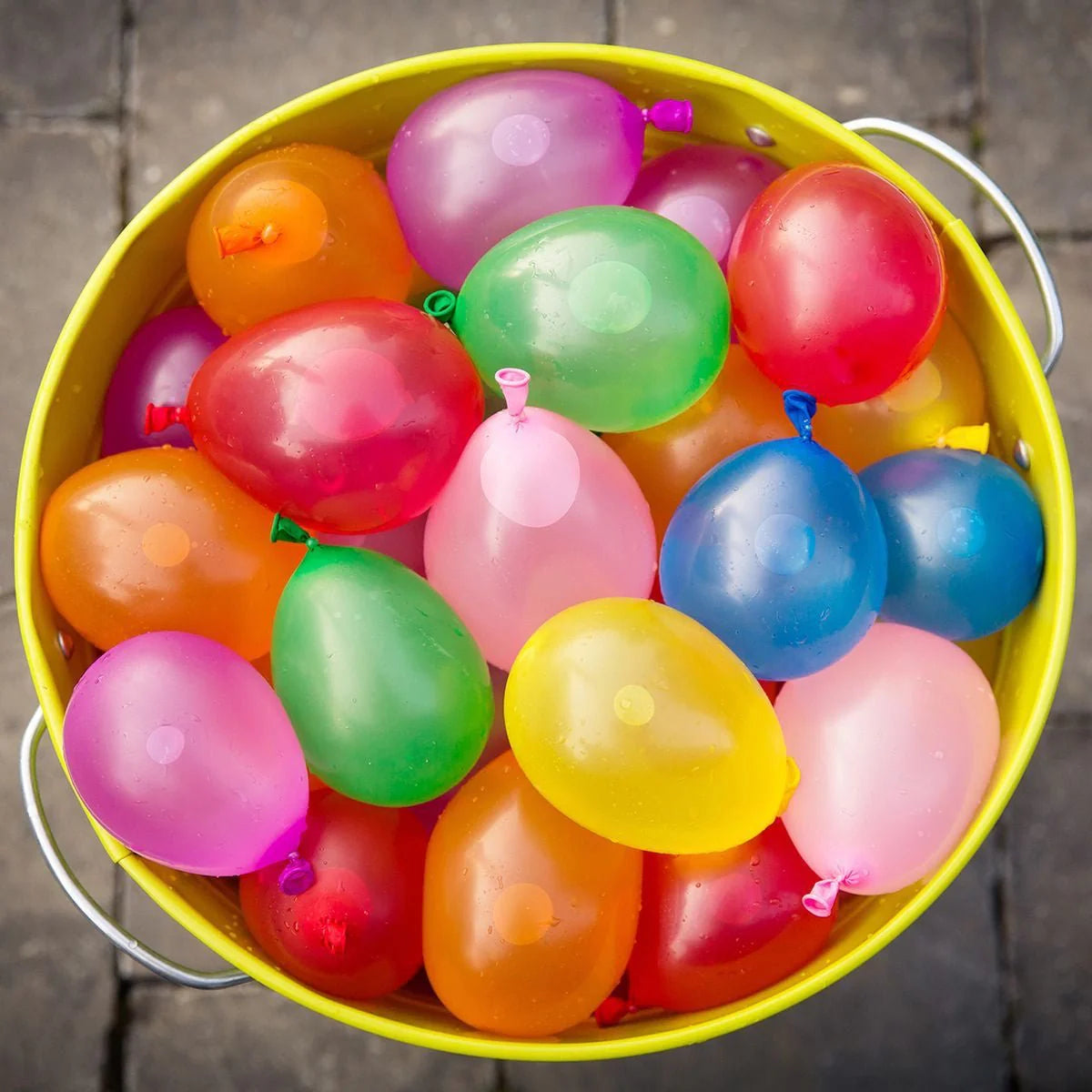ZS - 111 Water Baloons in 60 Seconds