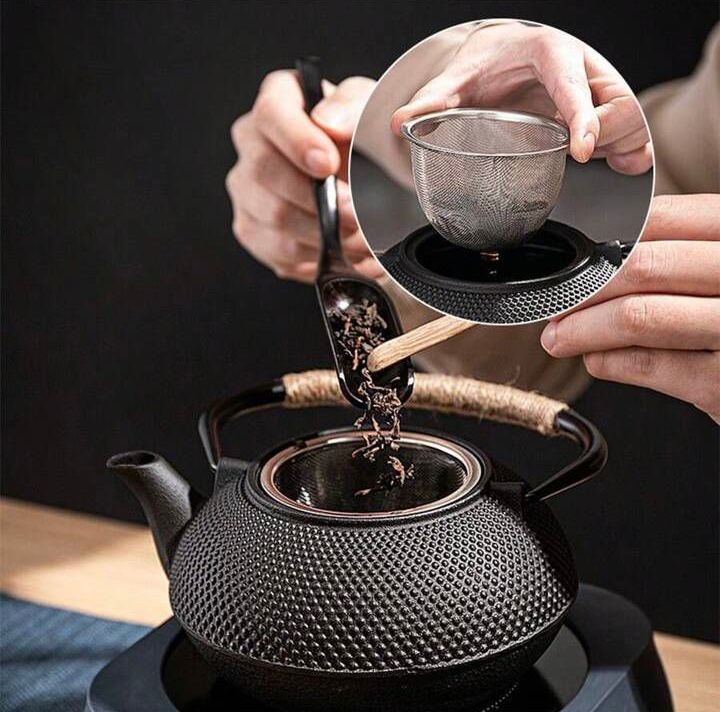 ZS - Cast Iron Kettle with Pot Mat
