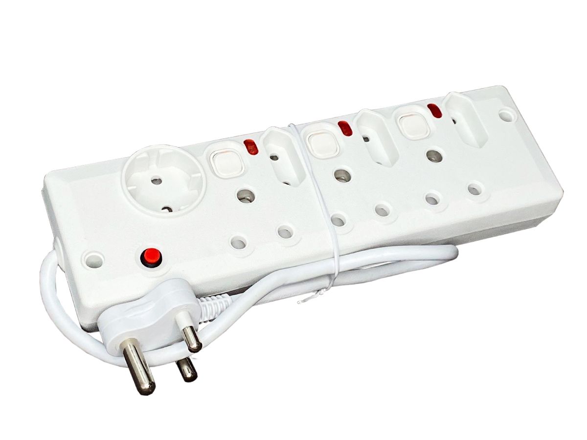 ZS - 7 Way Multiplug with 3 Illuminated Switches P-07B