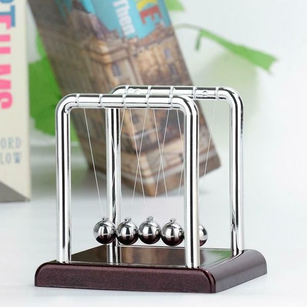 ZS - Newton's Balancing Pendulum Balls