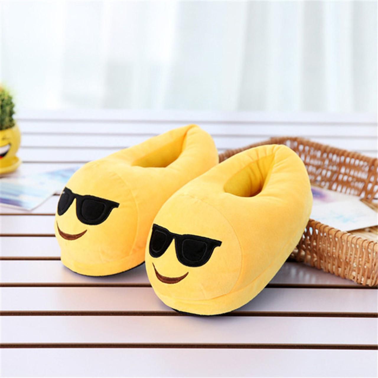 ZS - Emoji Slippers